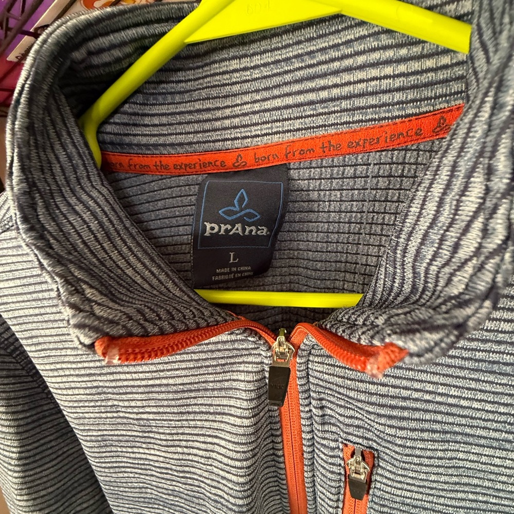 Prana Men's Gatten Striped lightweight fleece 1/4 zip - Navy and Orange Large - Picture 2 of 3